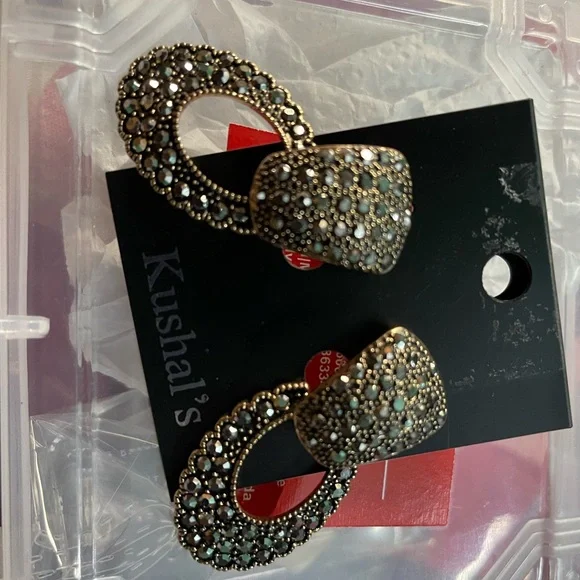 Kushals brand new earrings - Picture 6 of 7